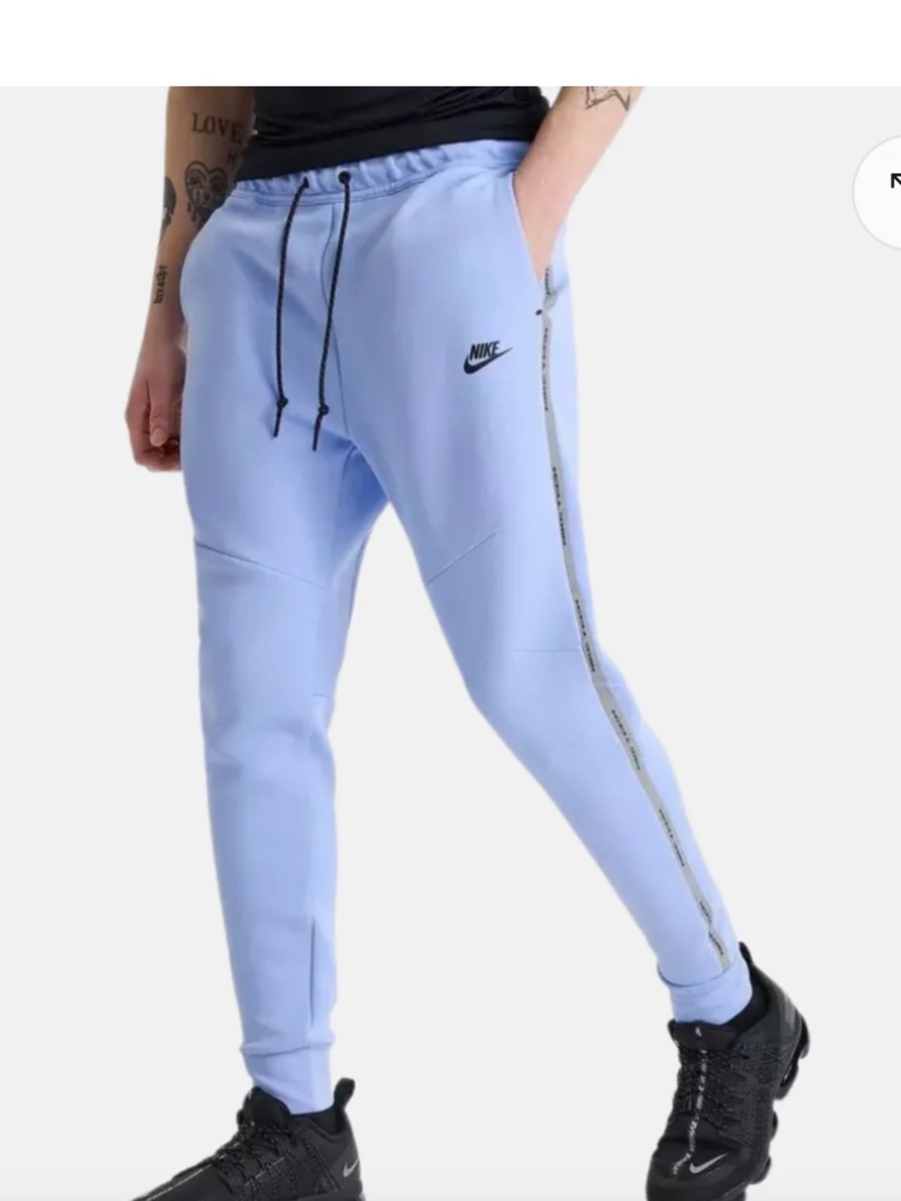 NWOT Nike Tech Fleece Joggers with Reflective Accents IM6540-468 Size Small